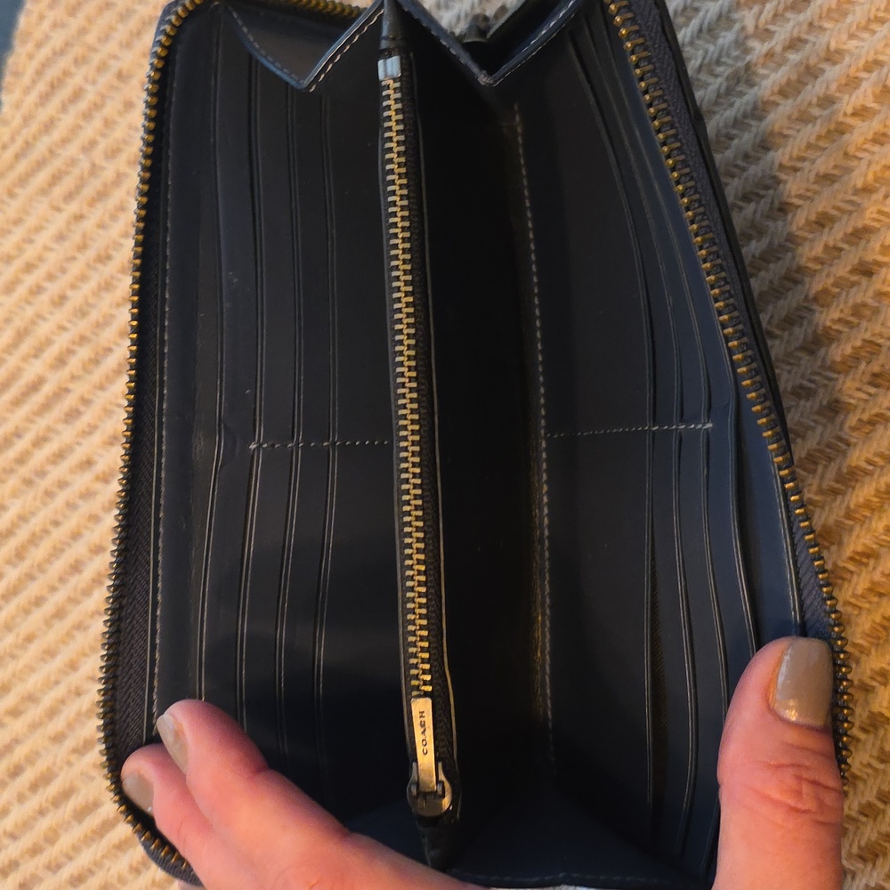 Coach Midnight Blue Leather Zip Wallet - Picture 6 of 7